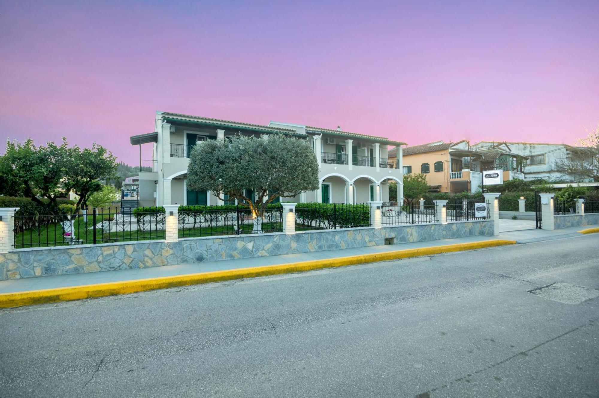 Stavros Apartments Kontokali Next To Gouvia Marina Luaran gambar